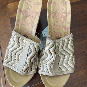 Blowfish Malibu Cork Wedge Woven Zigzag Strap Sandals Size 8 NWOT